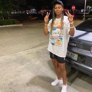 Meet your Posher, Jade